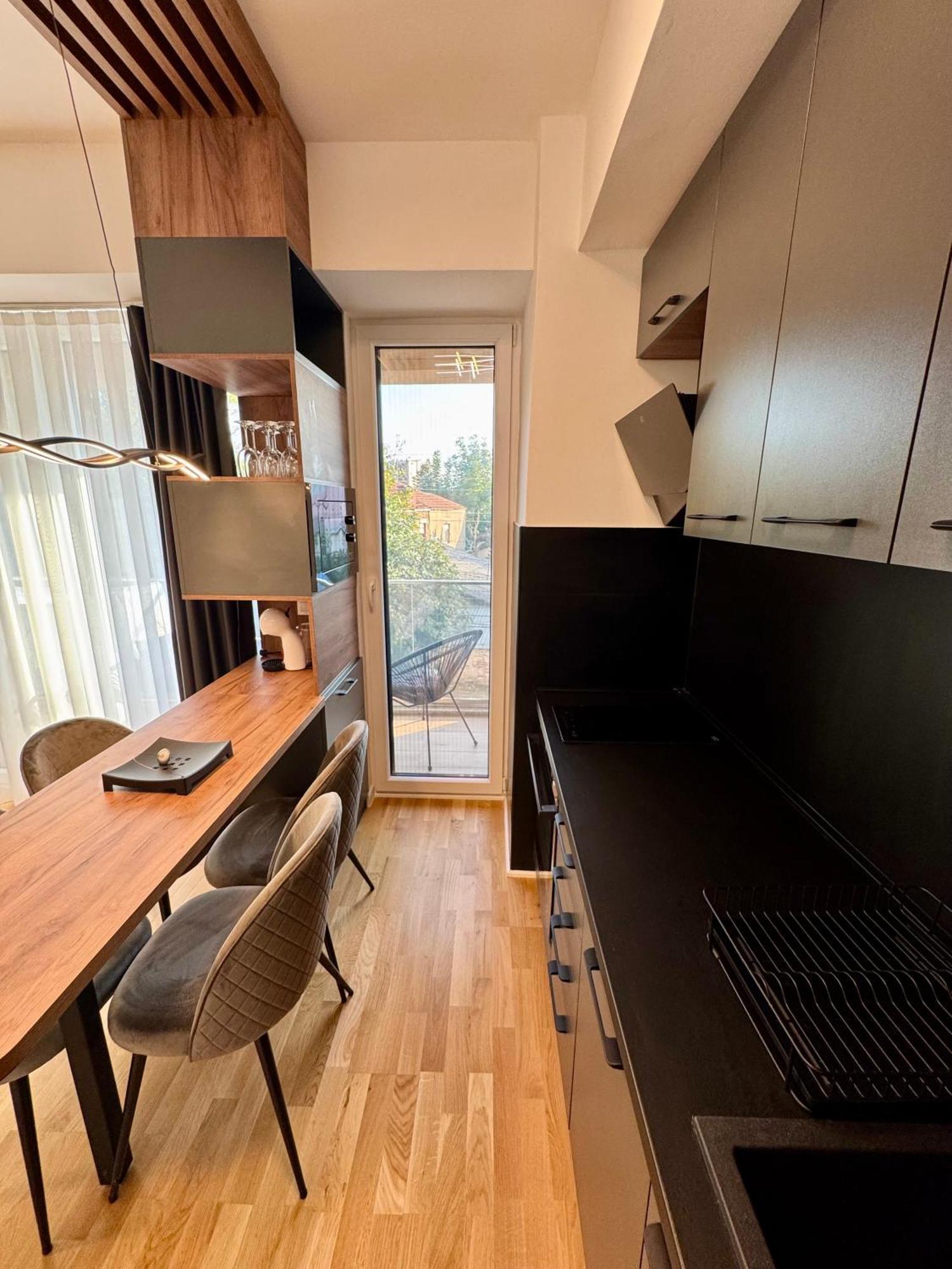 Downtown Riverside Apartments Σκόπια Εξωτερικό φωτογραφία