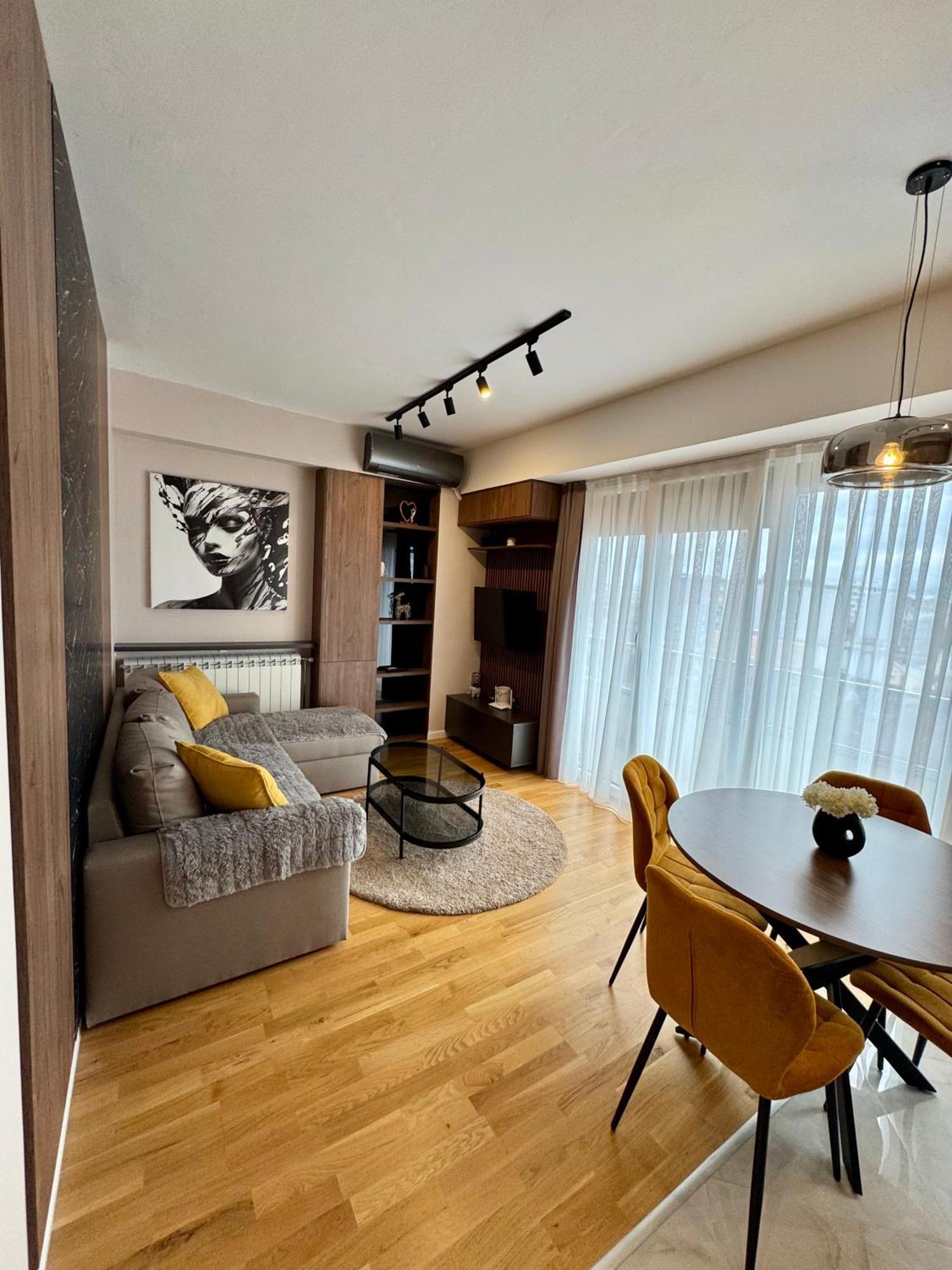 Downtown Riverside Apartments Σκόπια Εξωτερικό φωτογραφία
