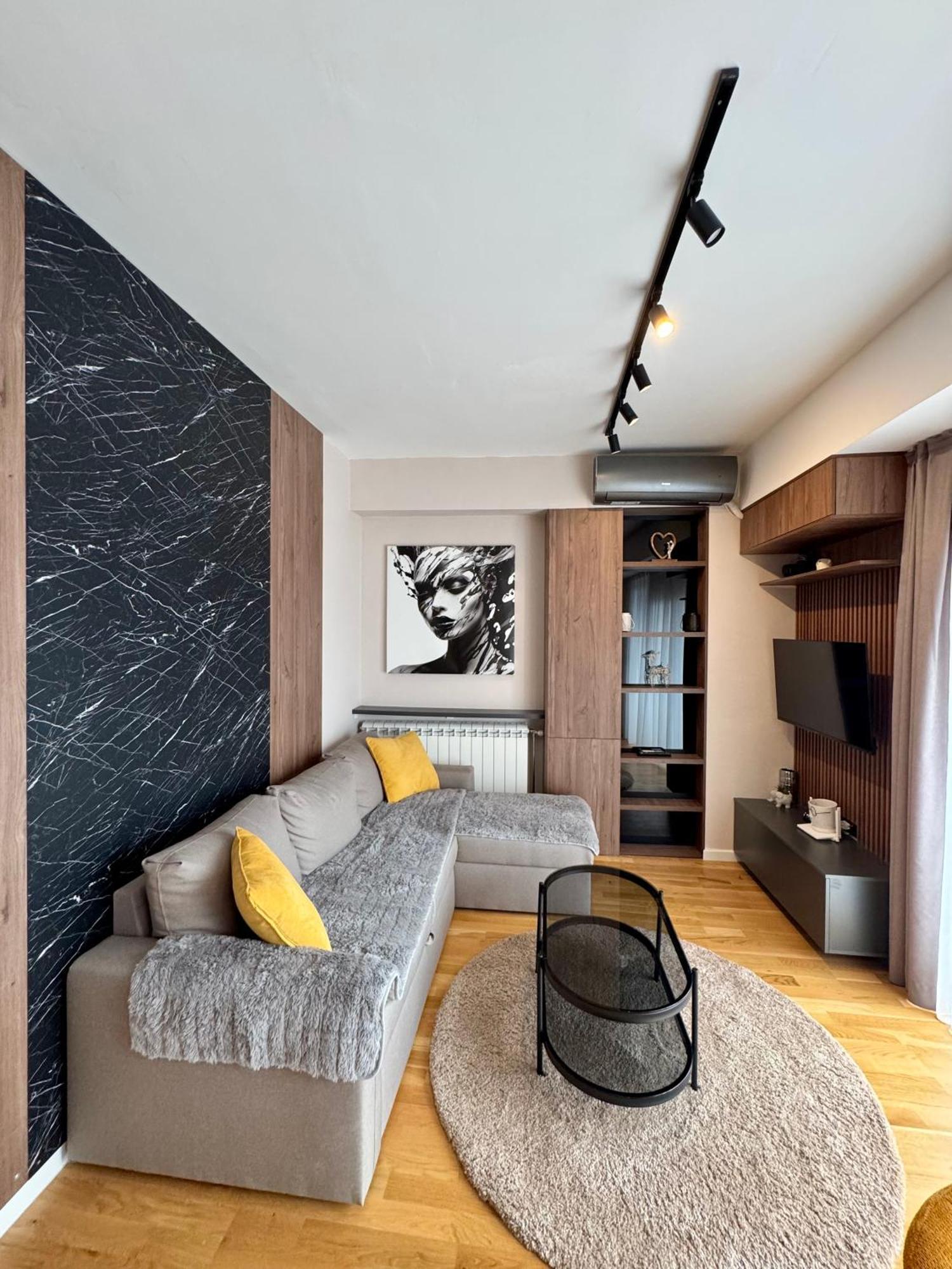 Downtown Riverside Apartments Σκόπια Εξωτερικό φωτογραφία