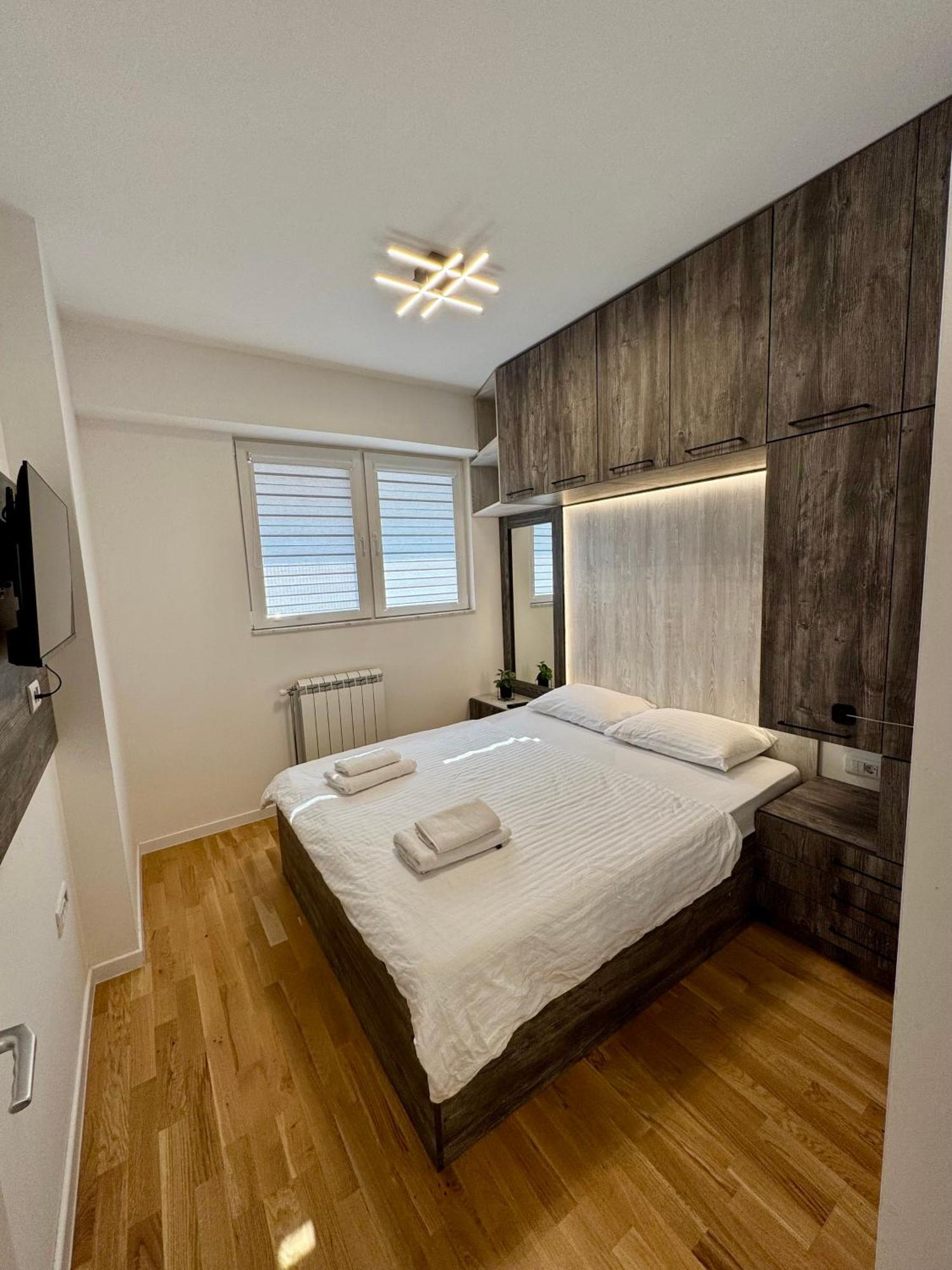Downtown Riverside Apartments Σκόπια Εξωτερικό φωτογραφία