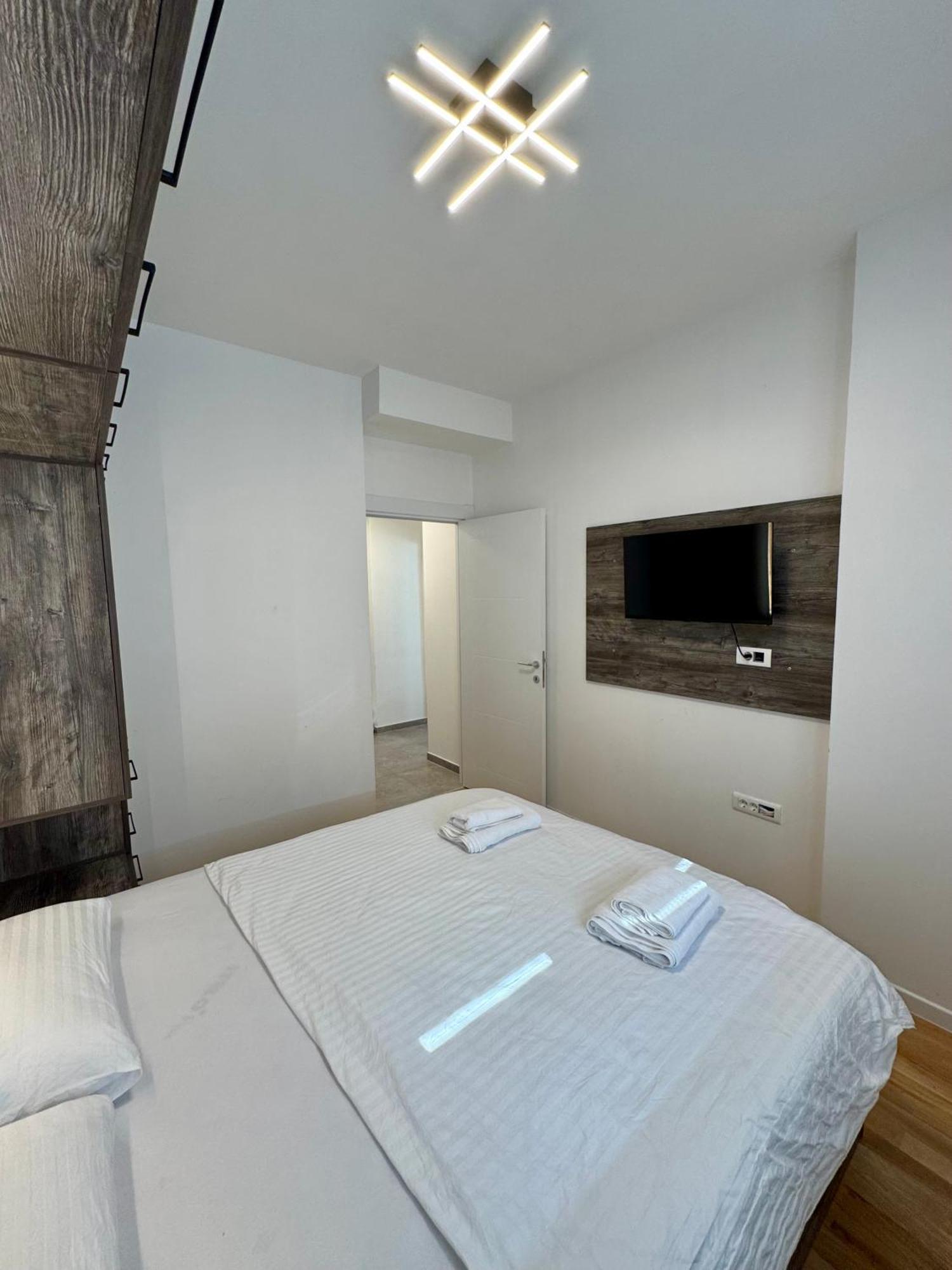 Downtown Riverside Apartments Σκόπια Εξωτερικό φωτογραφία